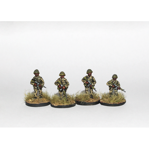 African Riflemen with G3 - Standing